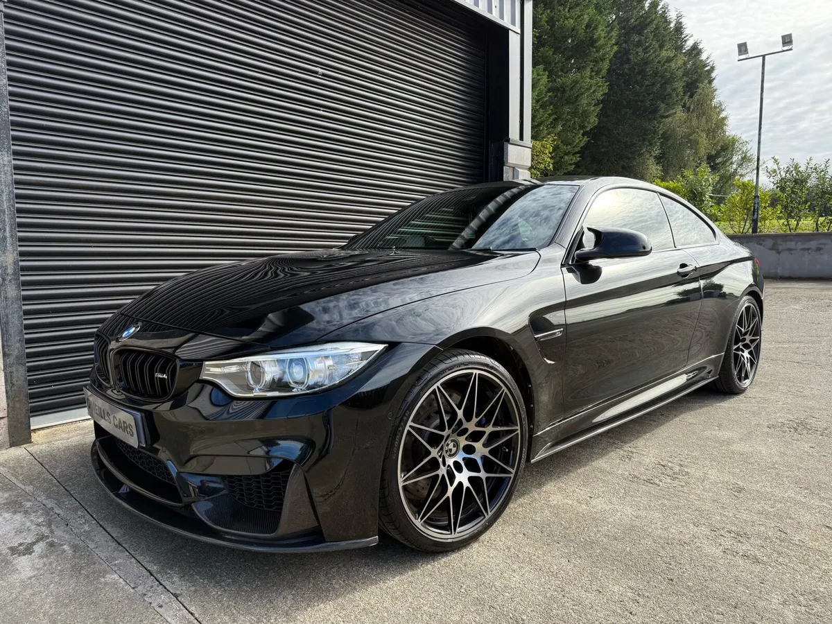 2017 Bmw M4 Competition - Image 1