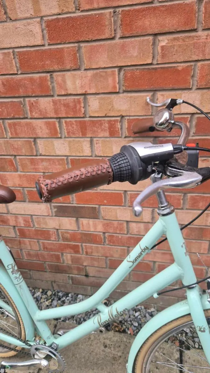 Ladies bike adult bicycle - Image 3