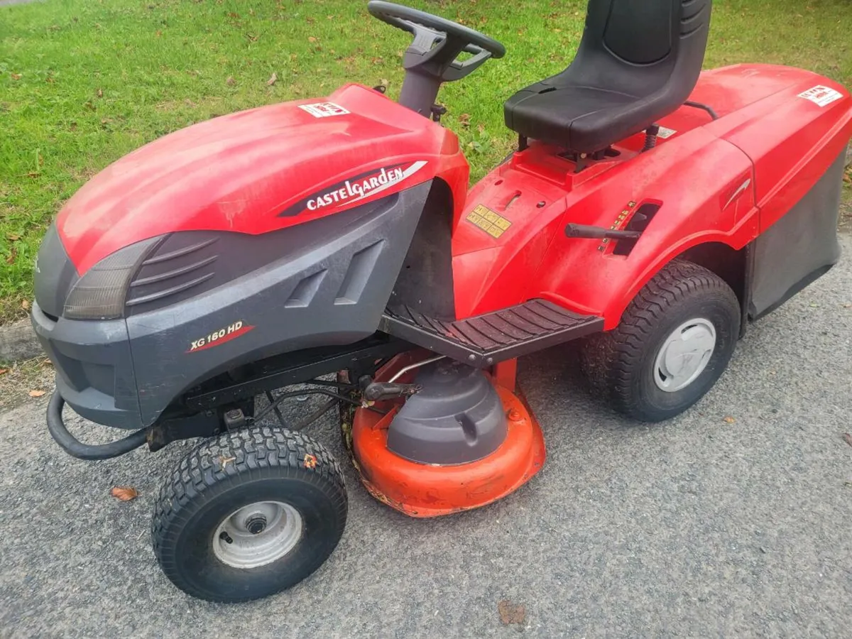 Castlegarden lawnmower - Image 1