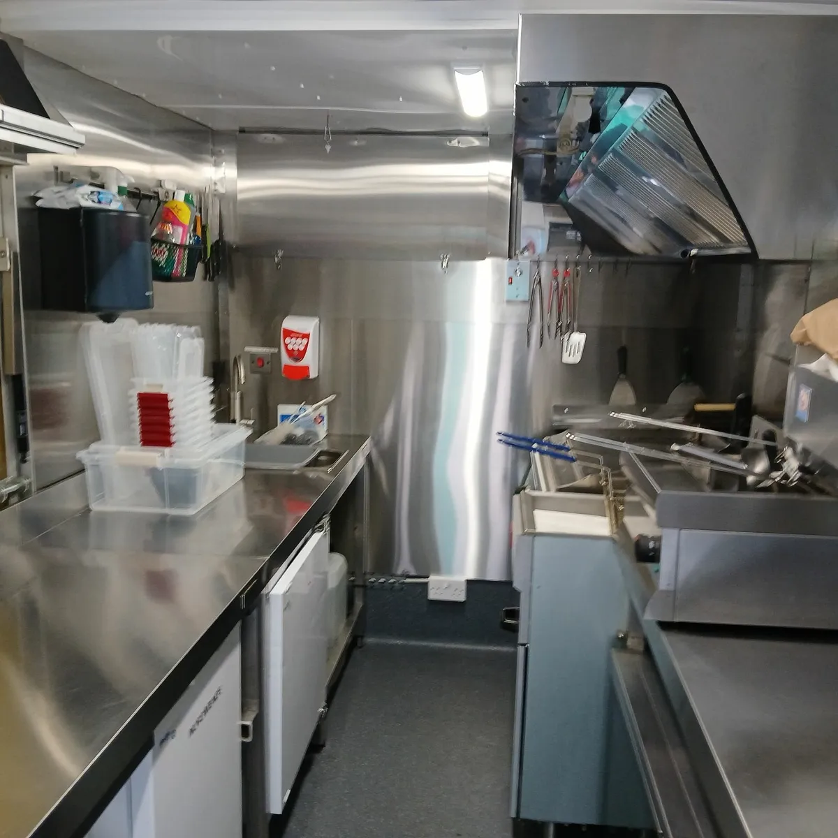 mobile food truck - Image 2