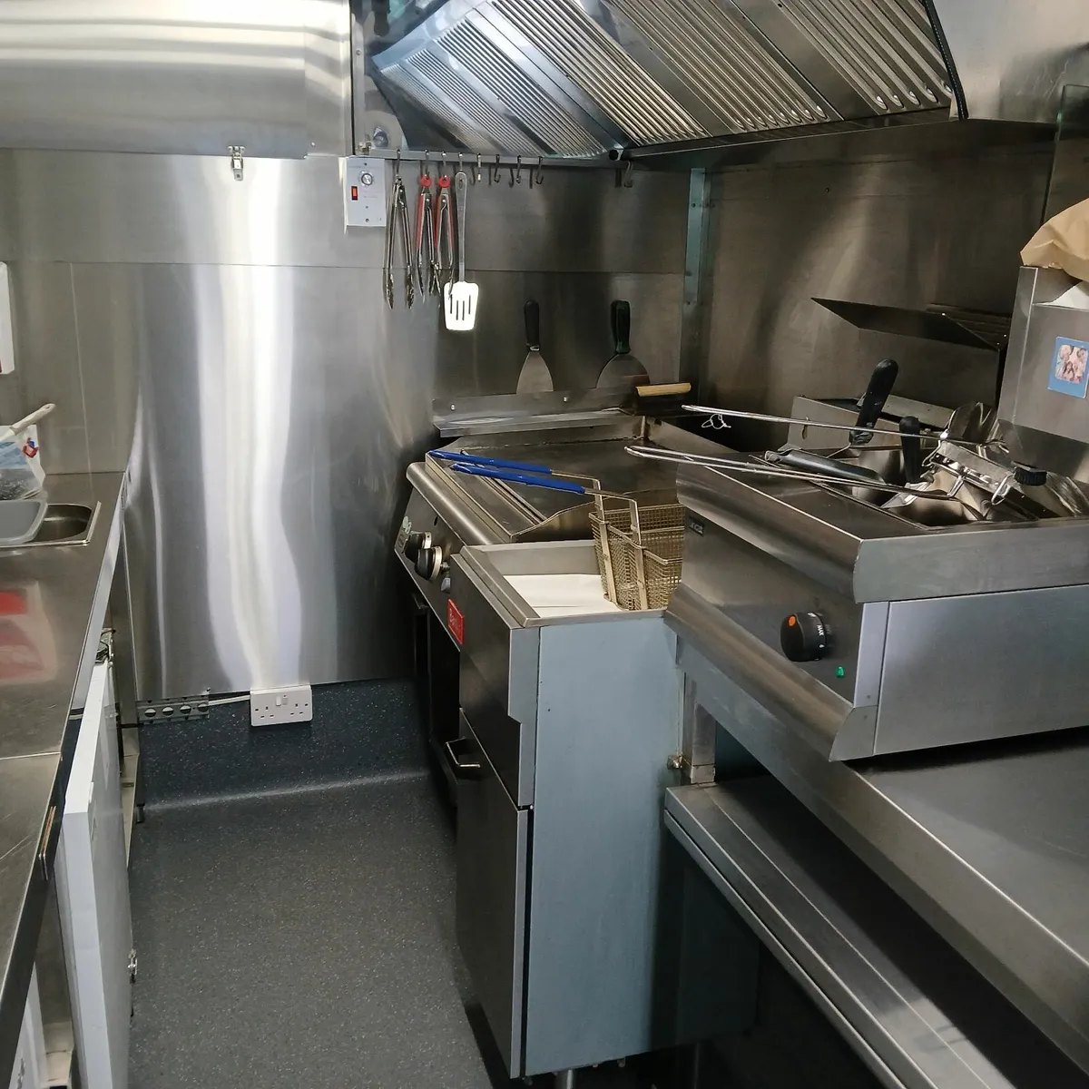 mobile food truck - Image 3