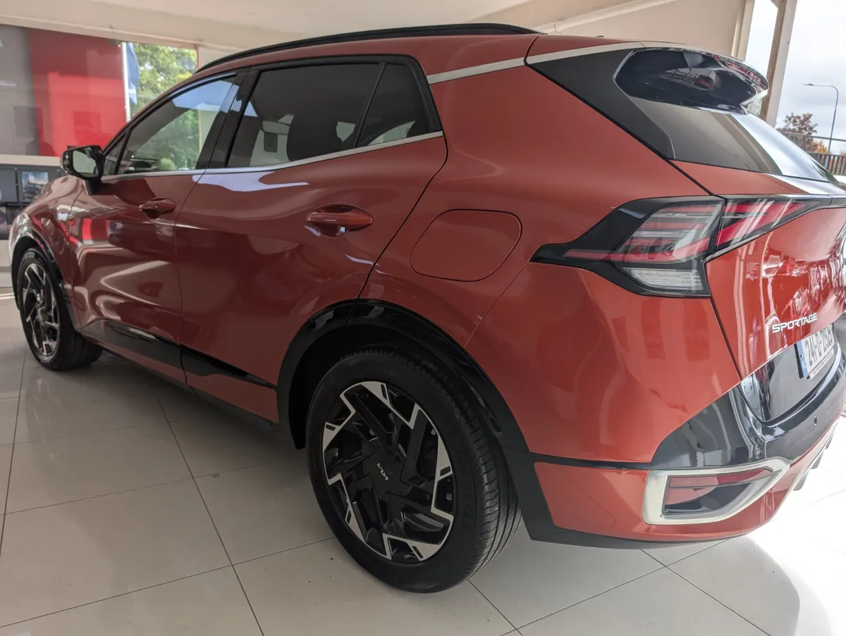 Kia Sportage GT Line With Sunroof 2024 - Image 3