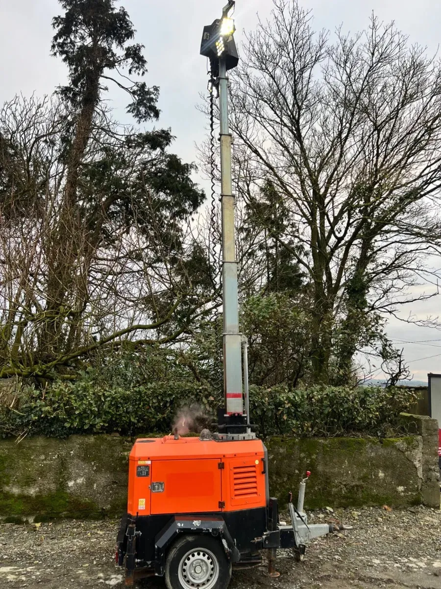 TRIME LED LIGHTING TOWER - Image 2