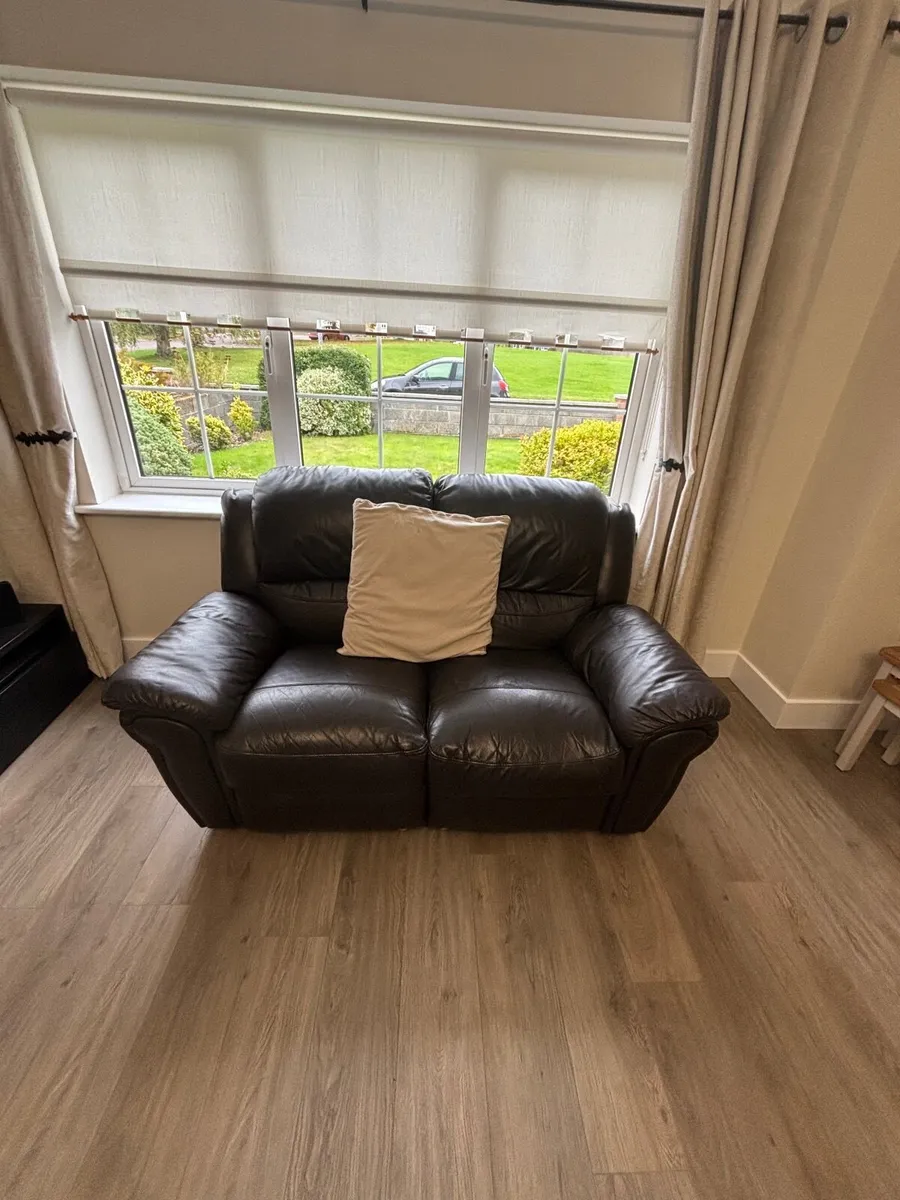 Couch, tv unit , coffee table - Image 3
