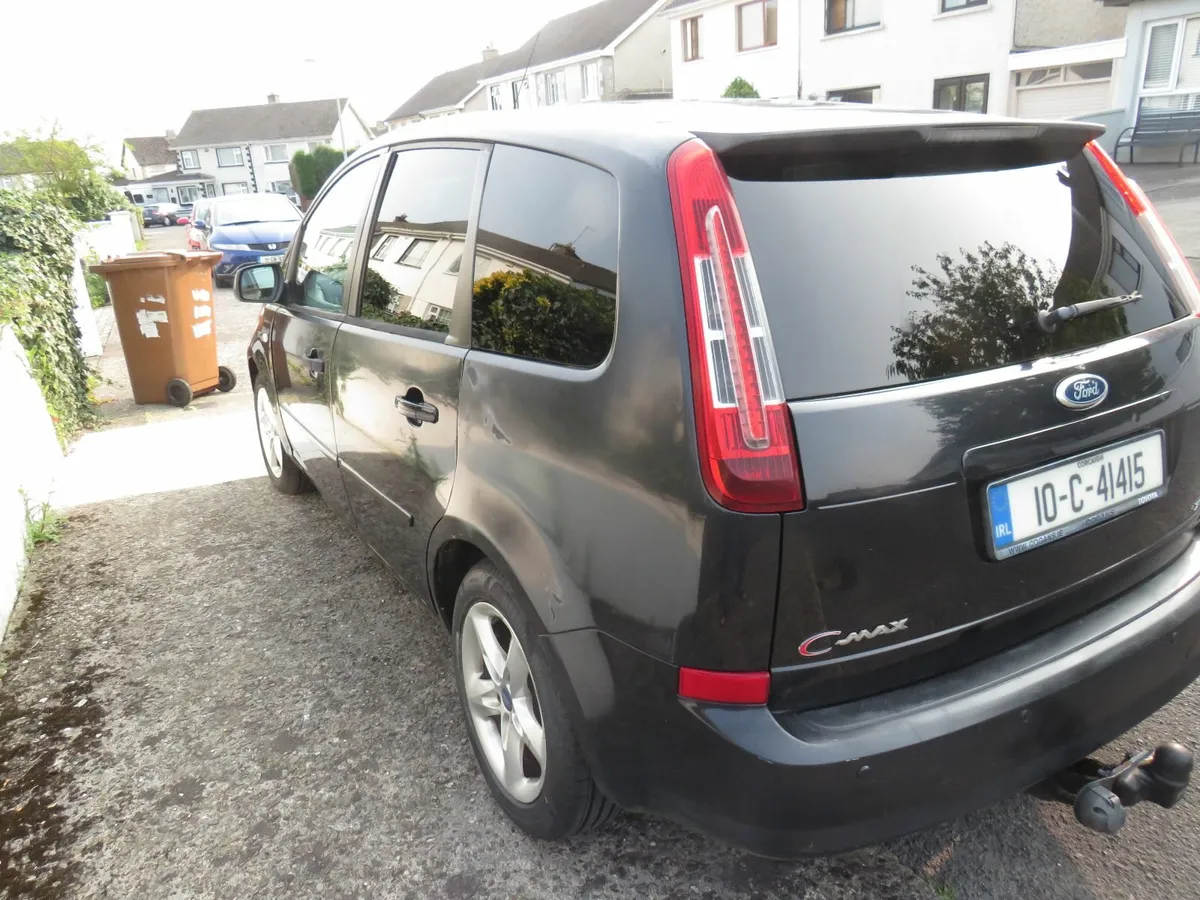 Ford C-Max 2010 - Image 2