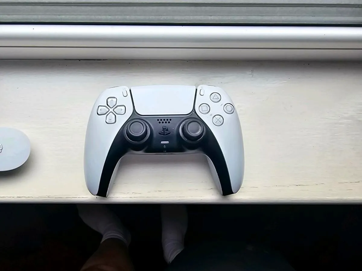 Playstation 5 - Image 4