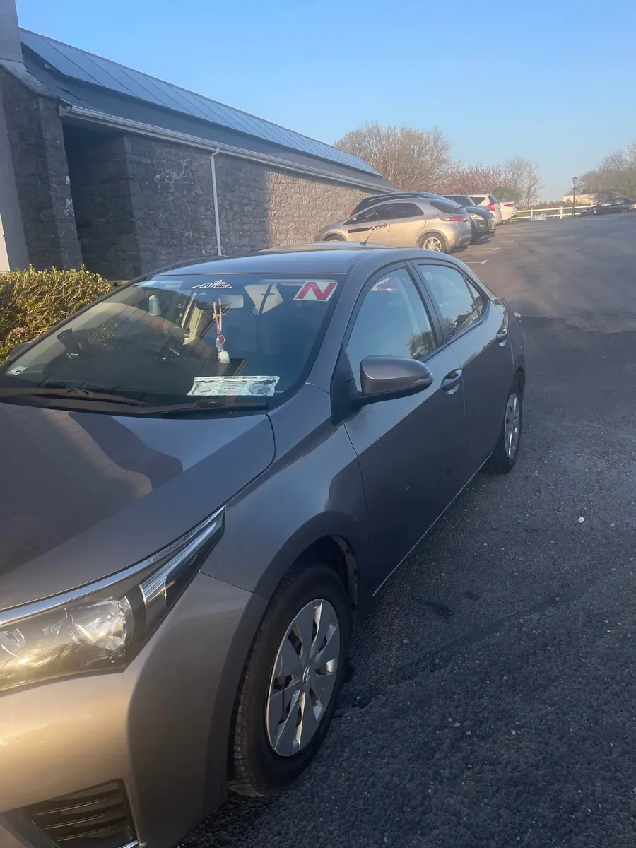 Toyota Corolla 2015 - Image 3
