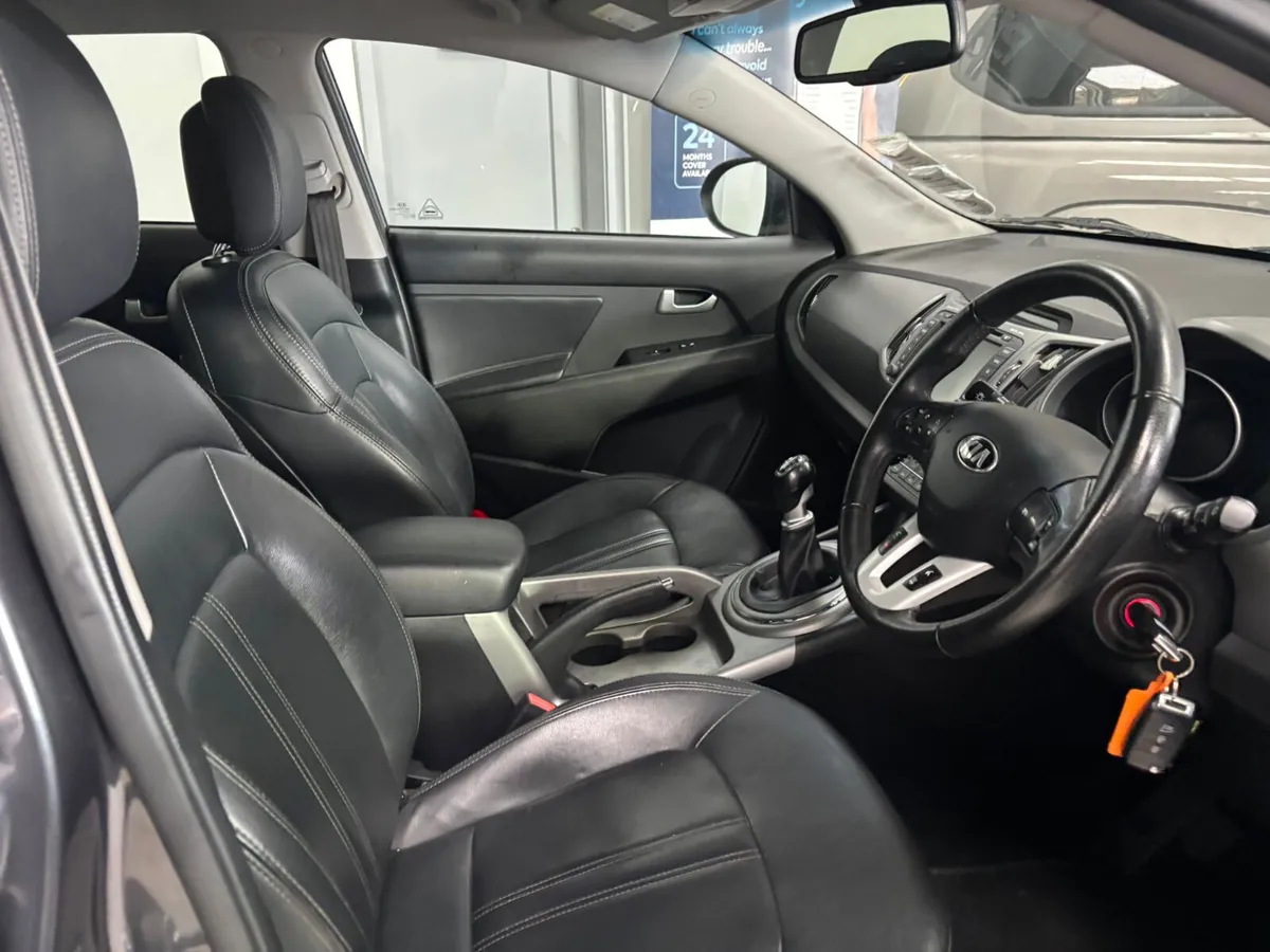 Kia Sportage 2015. 1.7 CRDI.  PLATINUM - Image 4