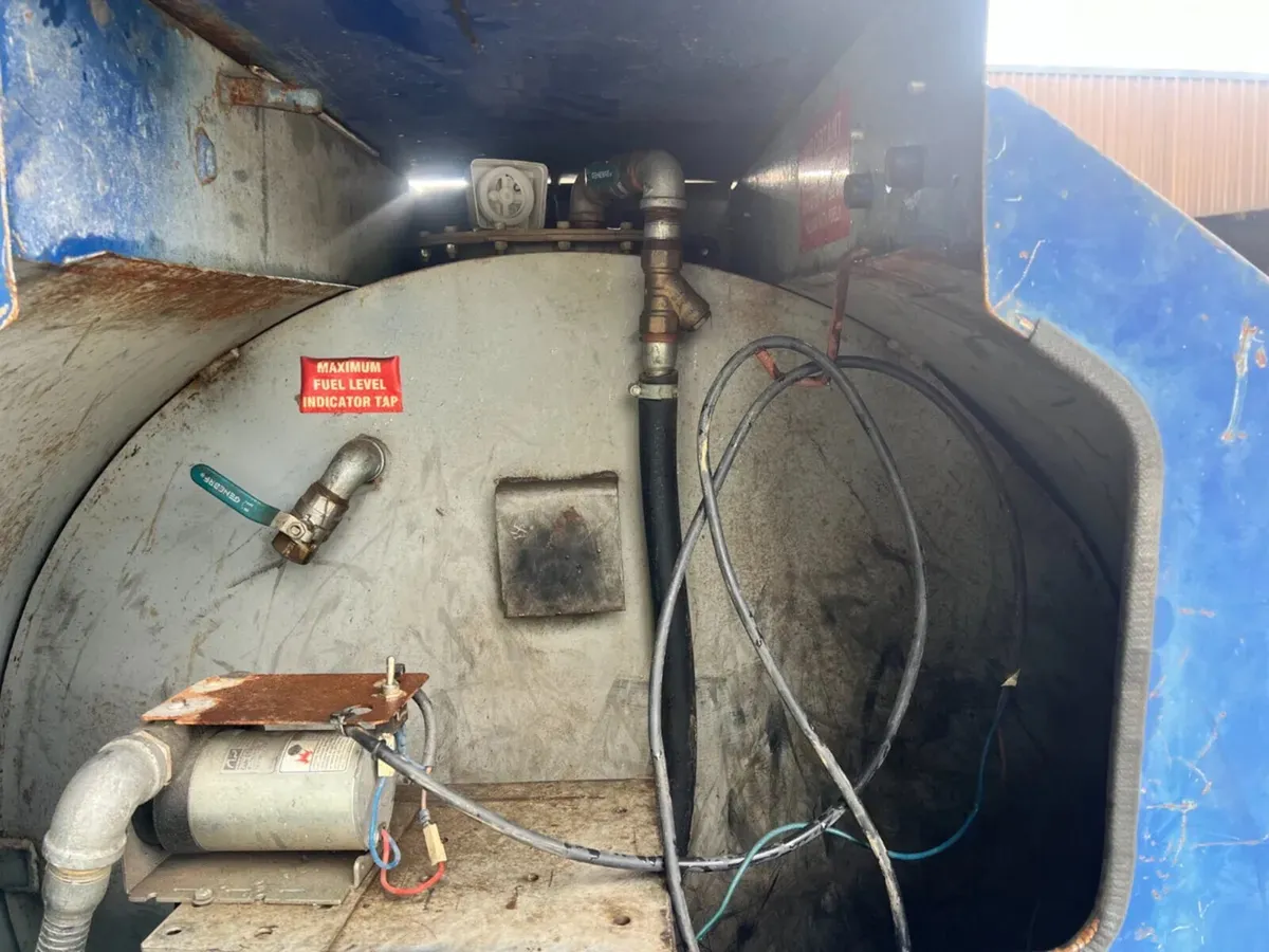 2000litre Bunded Diesel bowser Selection - Image 3
