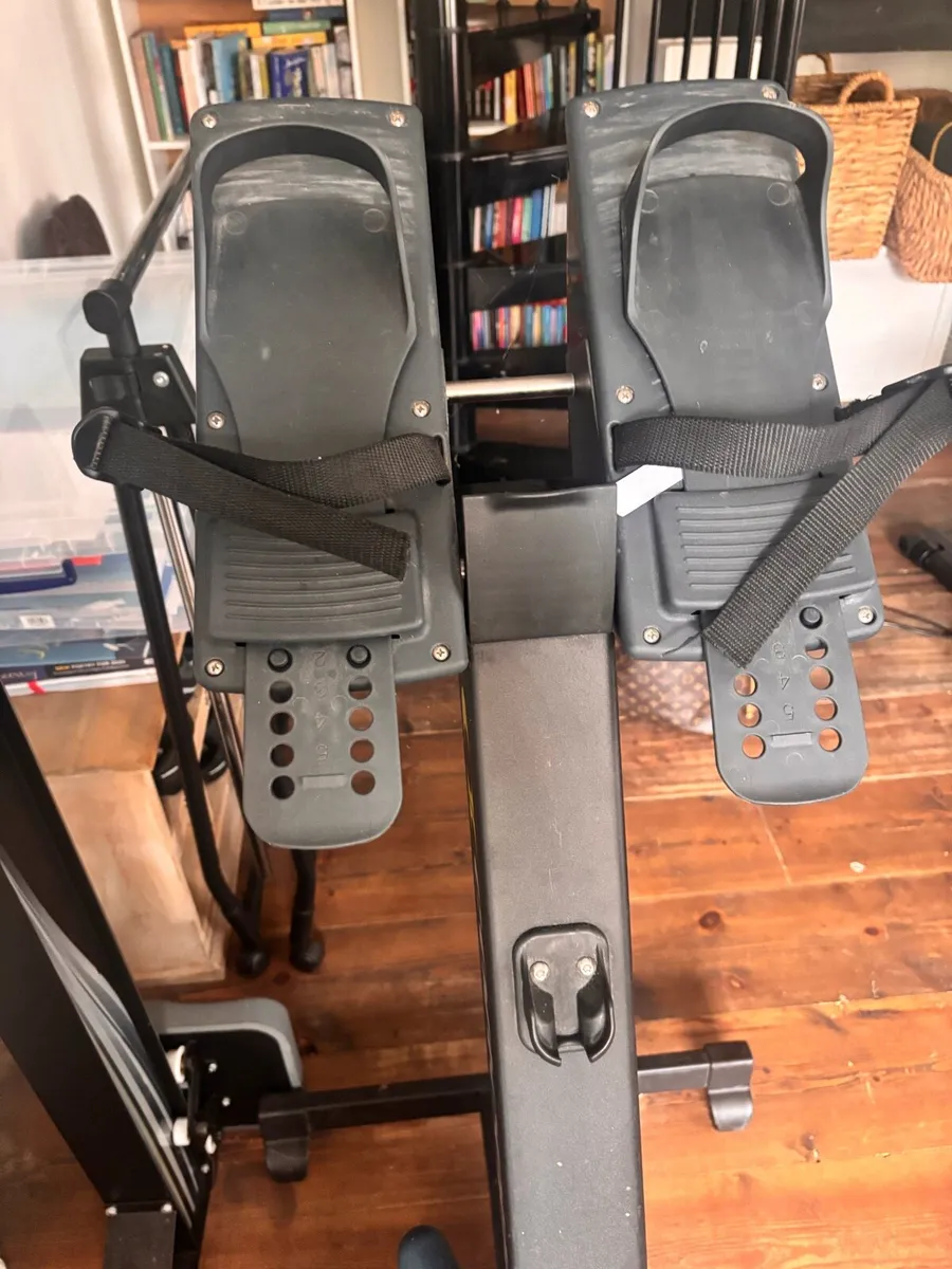 Concept 2 rowing machine - Image 4
