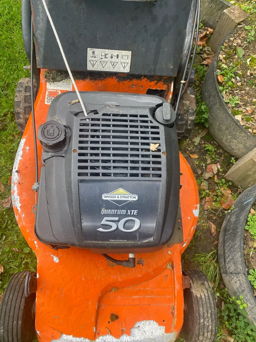 Lawnmower briggs&Stratos Quantum XTE 50 - Image 3