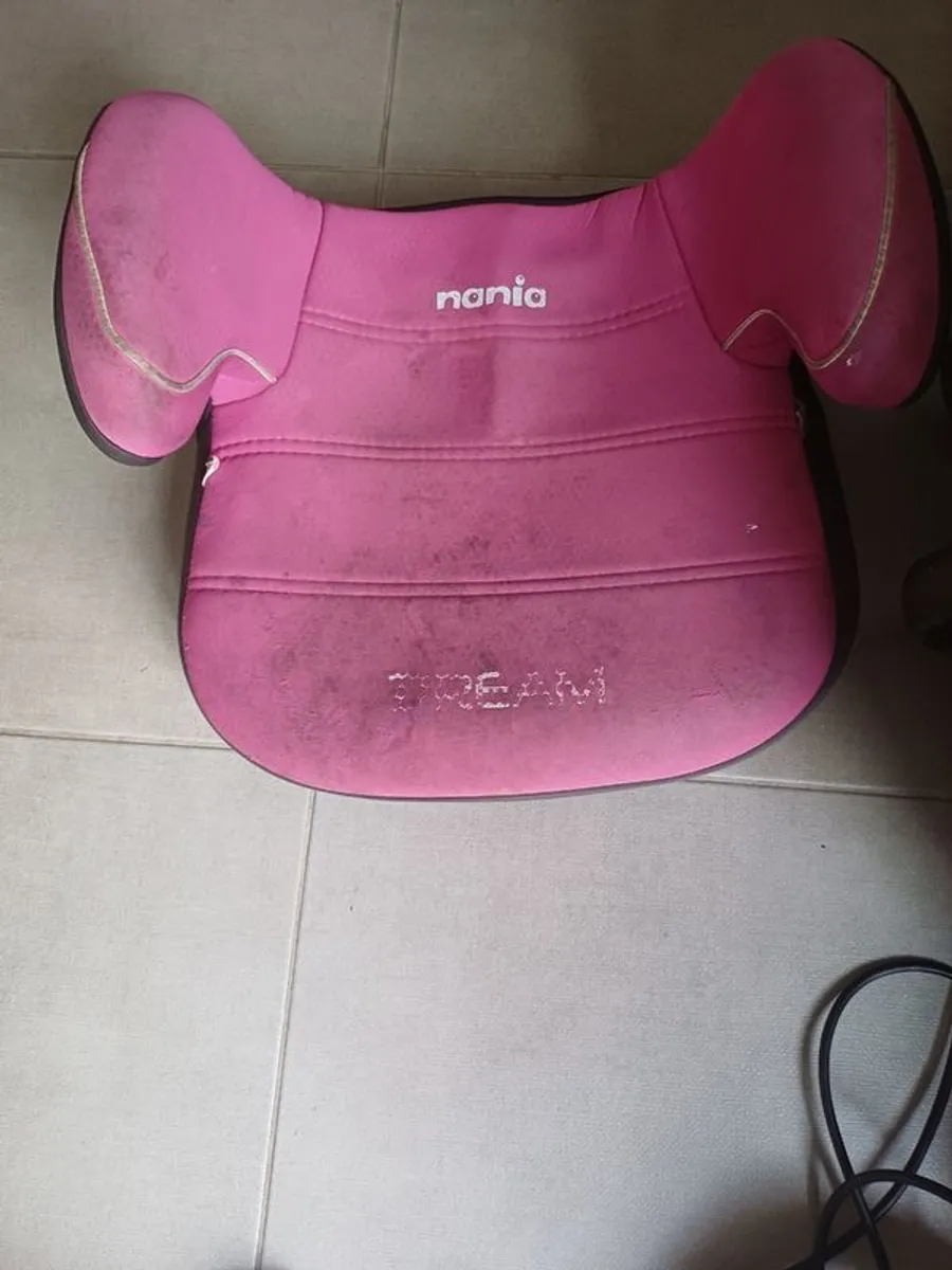 Child booster seat