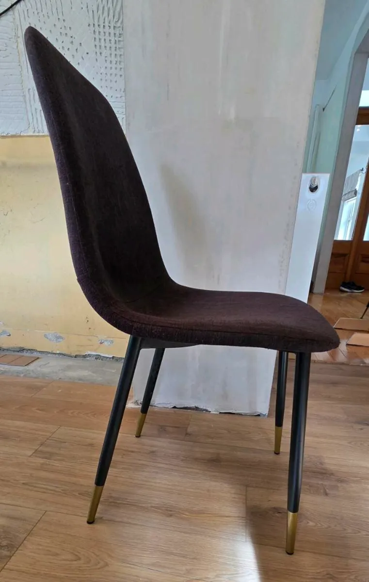 Kitchen Table & Chairs - Image 4