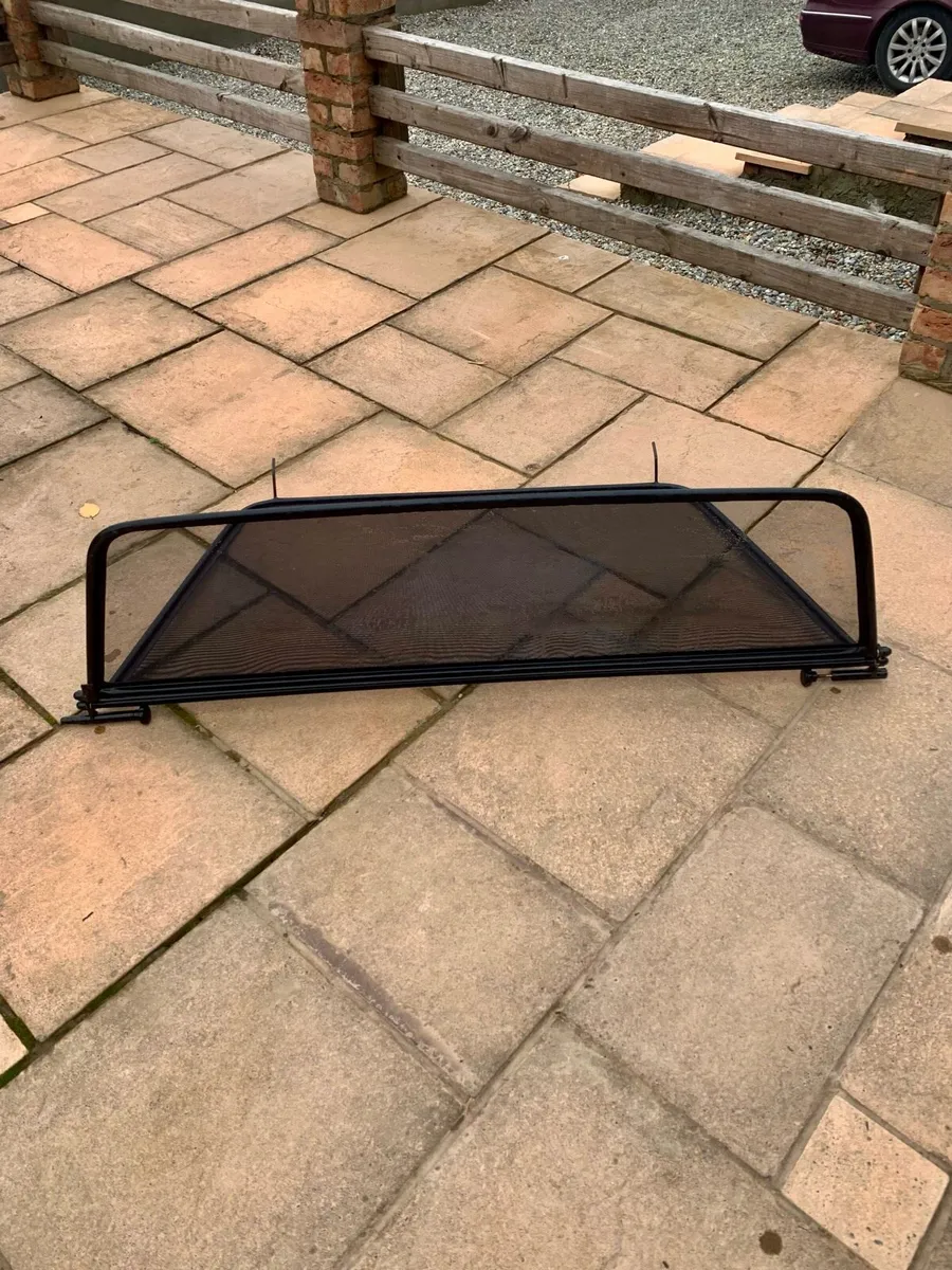 Saab convertible 2004 WindBraker - Image 2