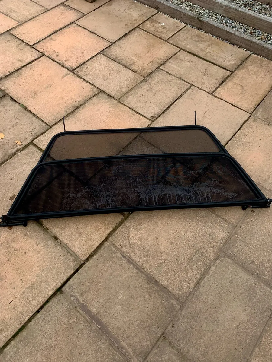 Saab convertible 2004 WindBraker - Image 3