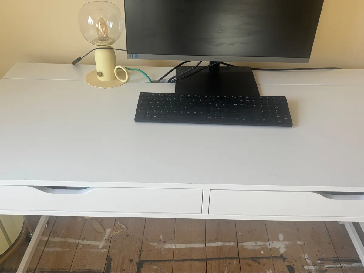 Ikea desk - Image 3