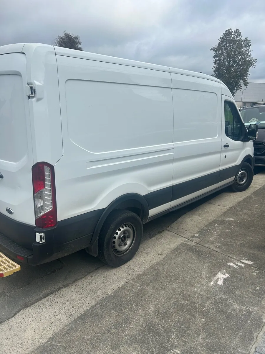 Ford Transit 2021 - Image 4