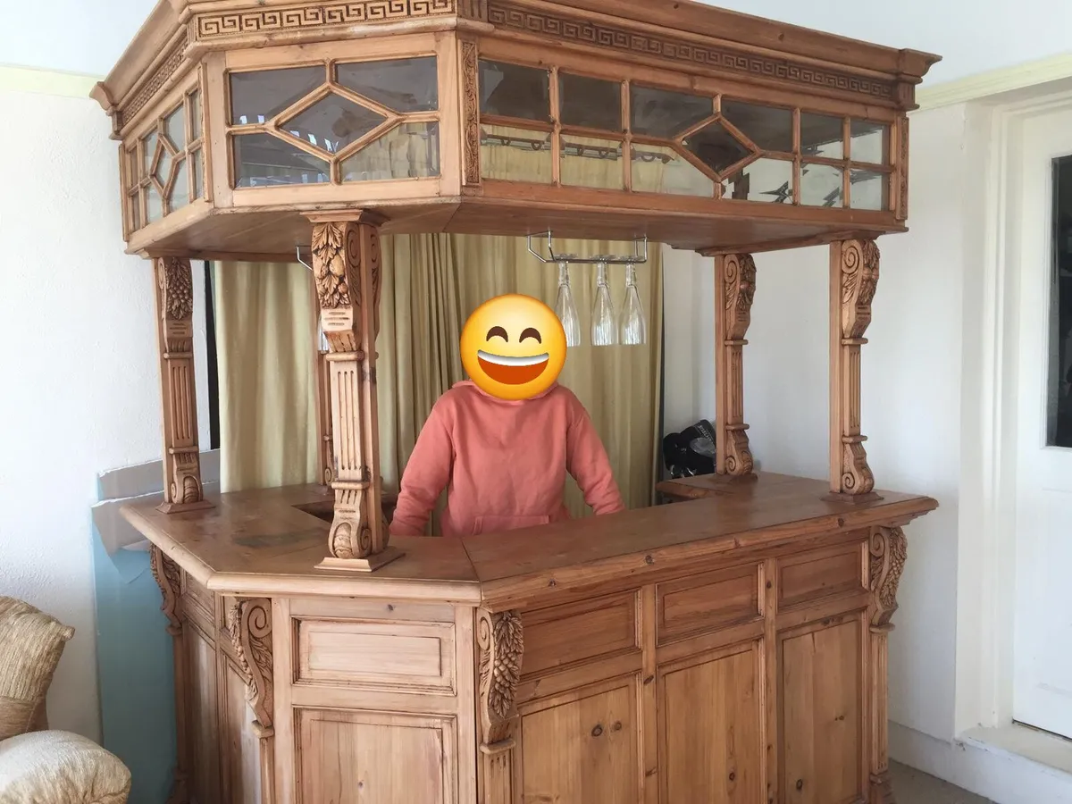 Home bar - Image 1