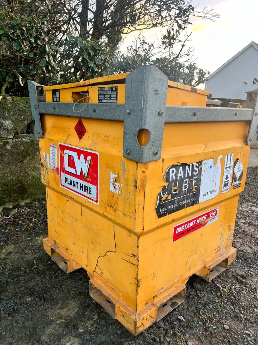 1000L Western Bunded Fuel Cubes - Image 3