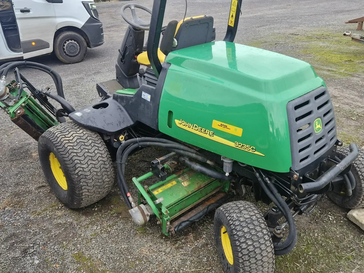 🟢 FOR SALE: John Deere 3235C  – Good - Image 2