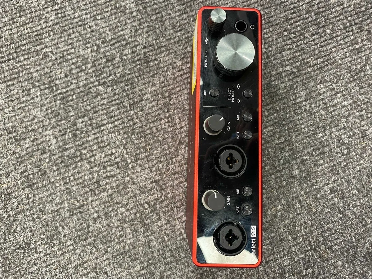 Focusrite Scarlett 212 3rd Gen Audio Interface - Image 1