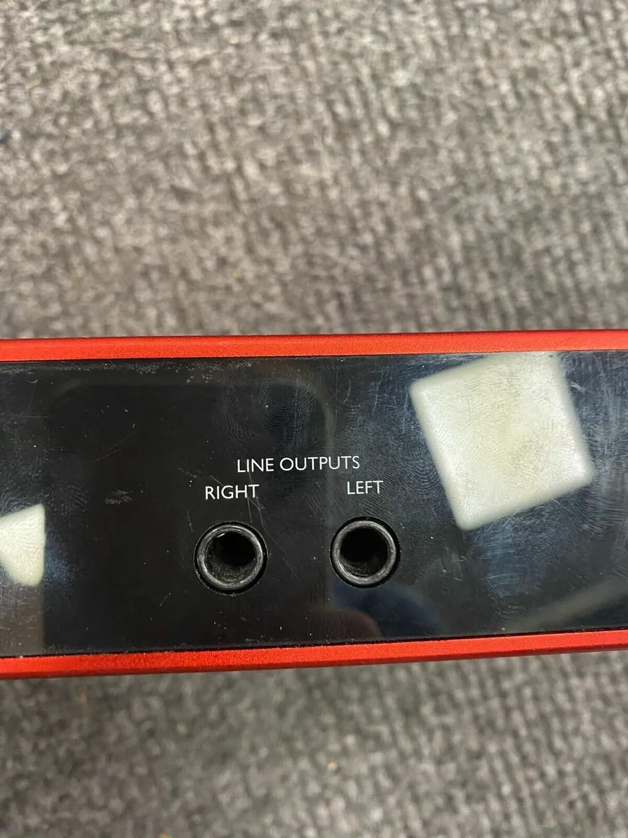 Focusrite Scarlett 212 3rd Gen Audio Interface - Image 3