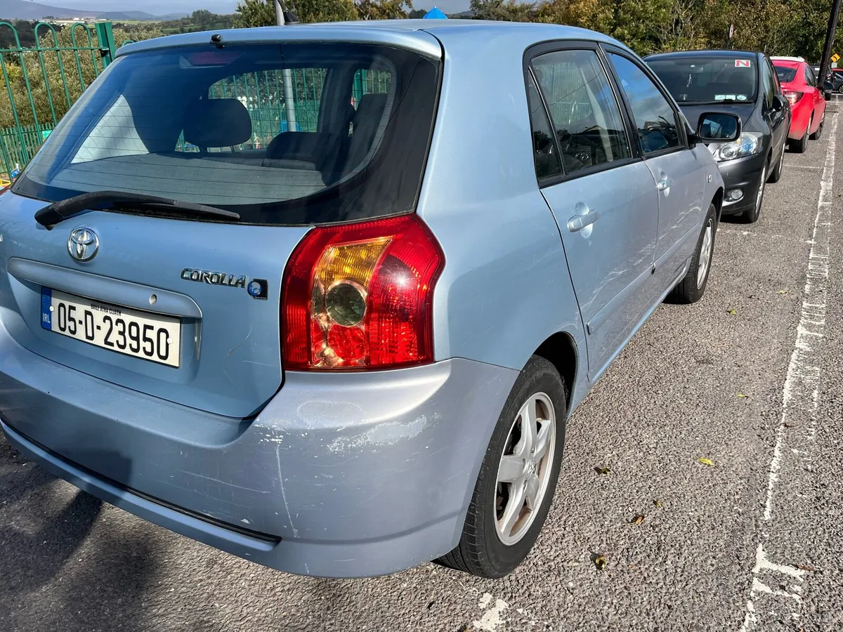 Toyota Corolla - Image 4
