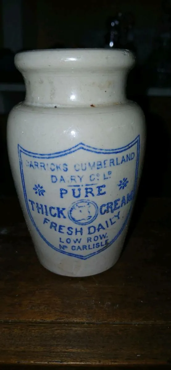 Carricks Cumberland Stoneware Jars - Image 2
