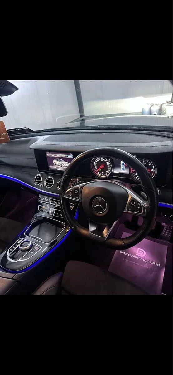 Mercedes e220d - Image 3