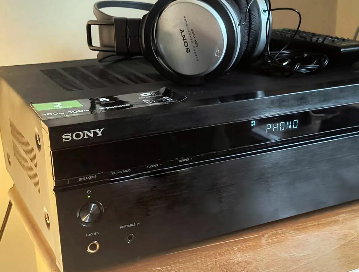 Sony Amplifier Headphones  Stereo  Receiver Hi Res - Image 1