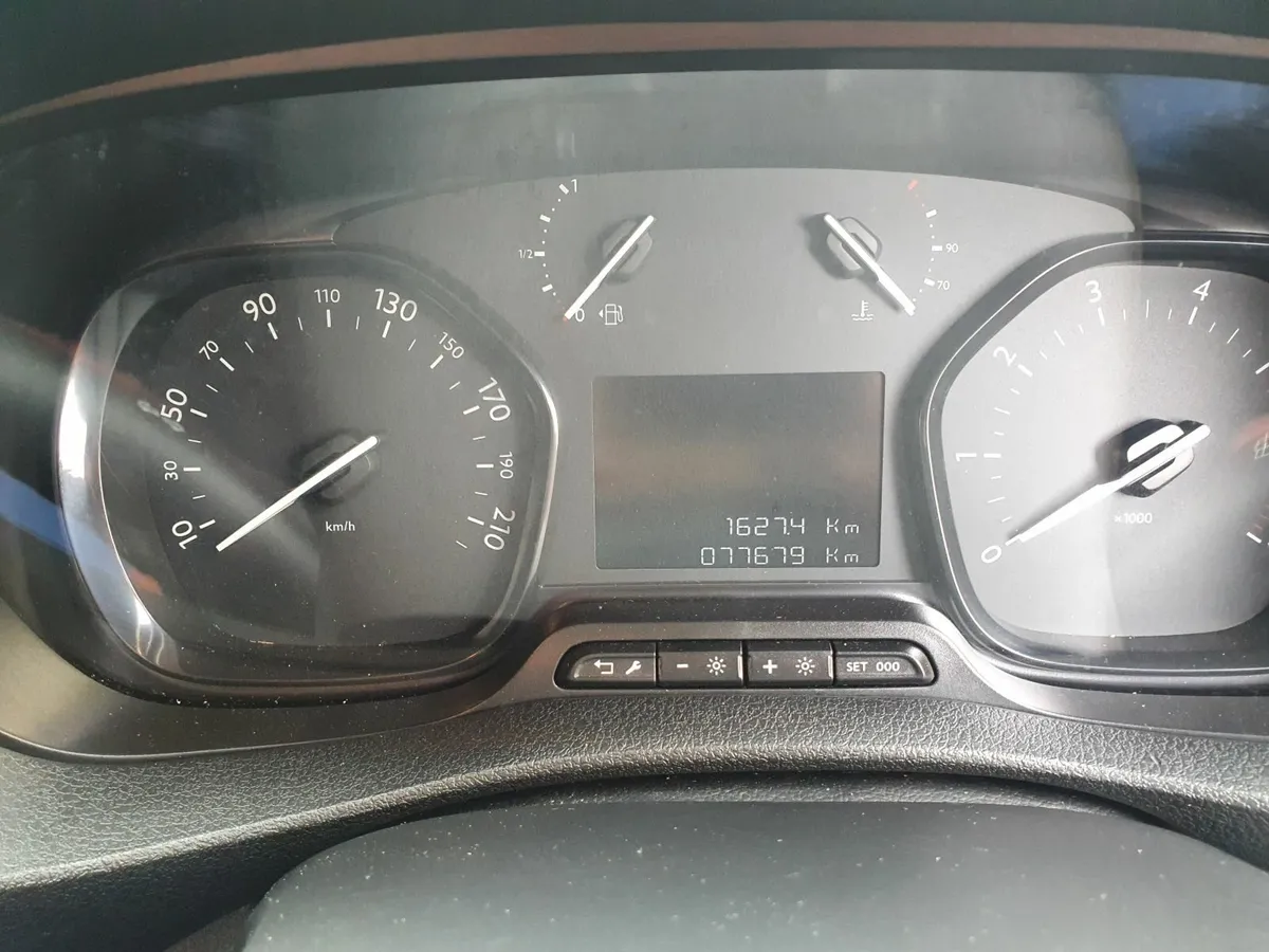 Citroen Dispatch 2019 - Image 2