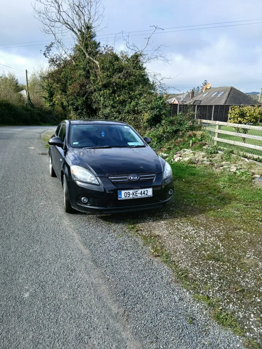 Kia Ceed 2009 - Image 1