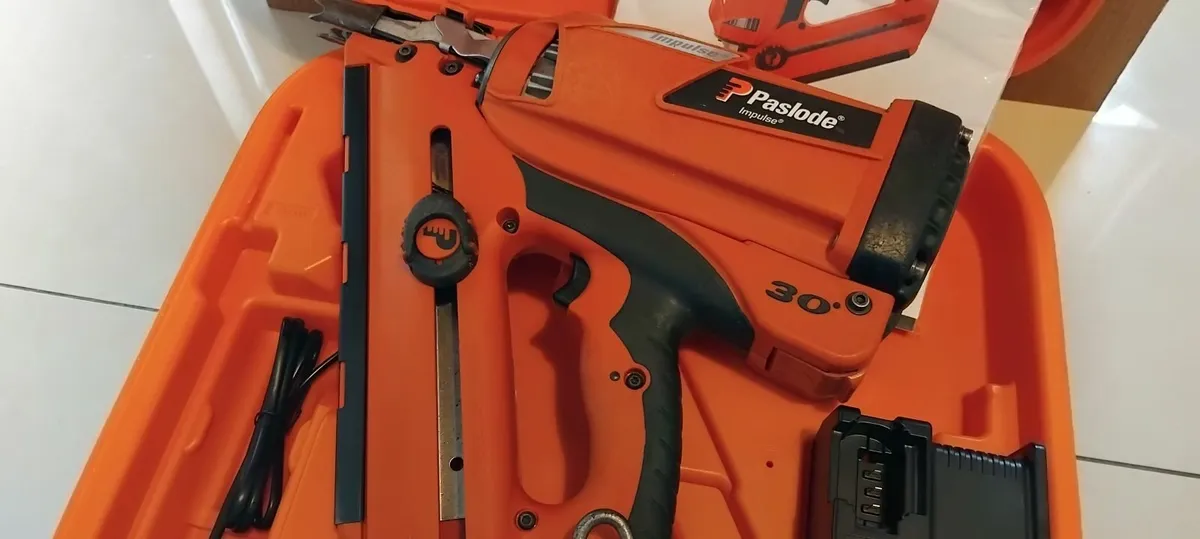 Paslode IM350+ Lithium Nailer "Fully Serviced" - Image 4