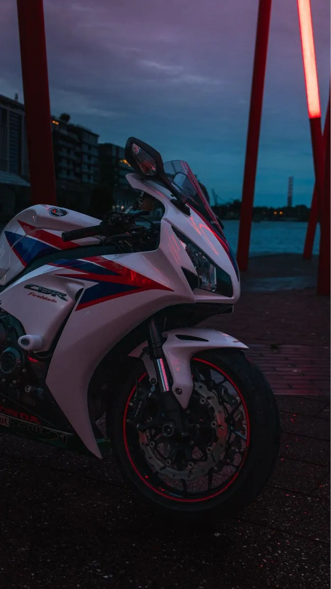 CBR1000rr fireblade - Image 3