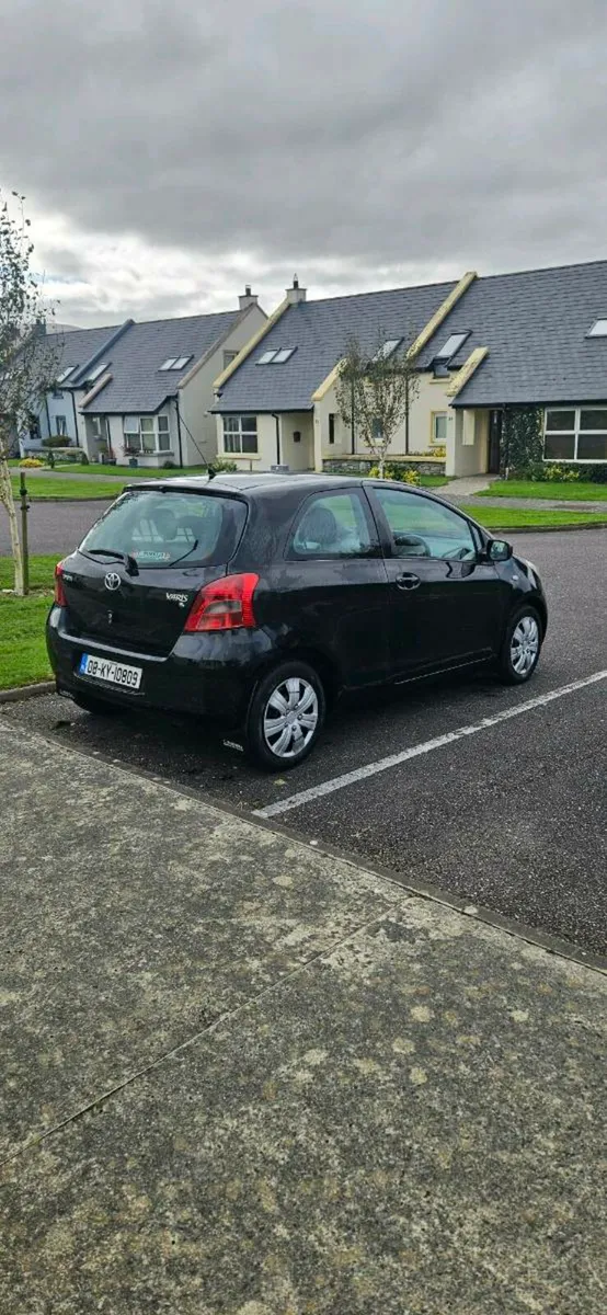 2008 toyota yaris - Image 4