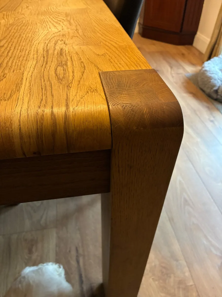 Jersey Oak dining table and 6 chairs - Image 1