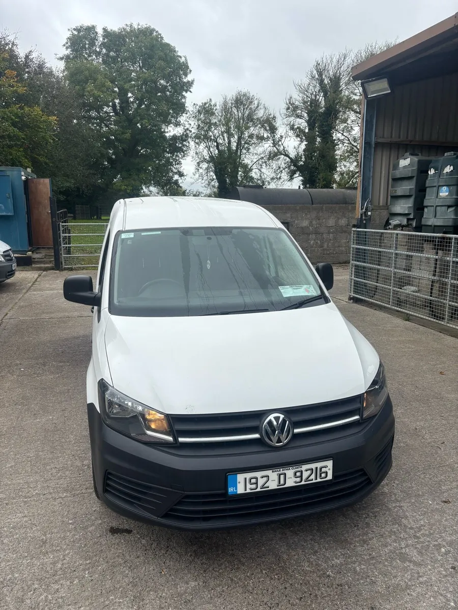 192 Caddy LWB 2.0td Tiny kms - Image 2