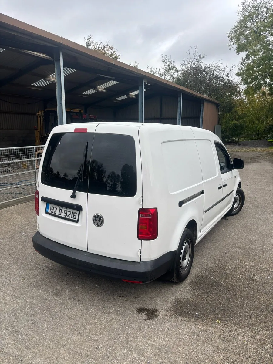 192 Caddy LWB 2.0td Tiny kms - Image 4