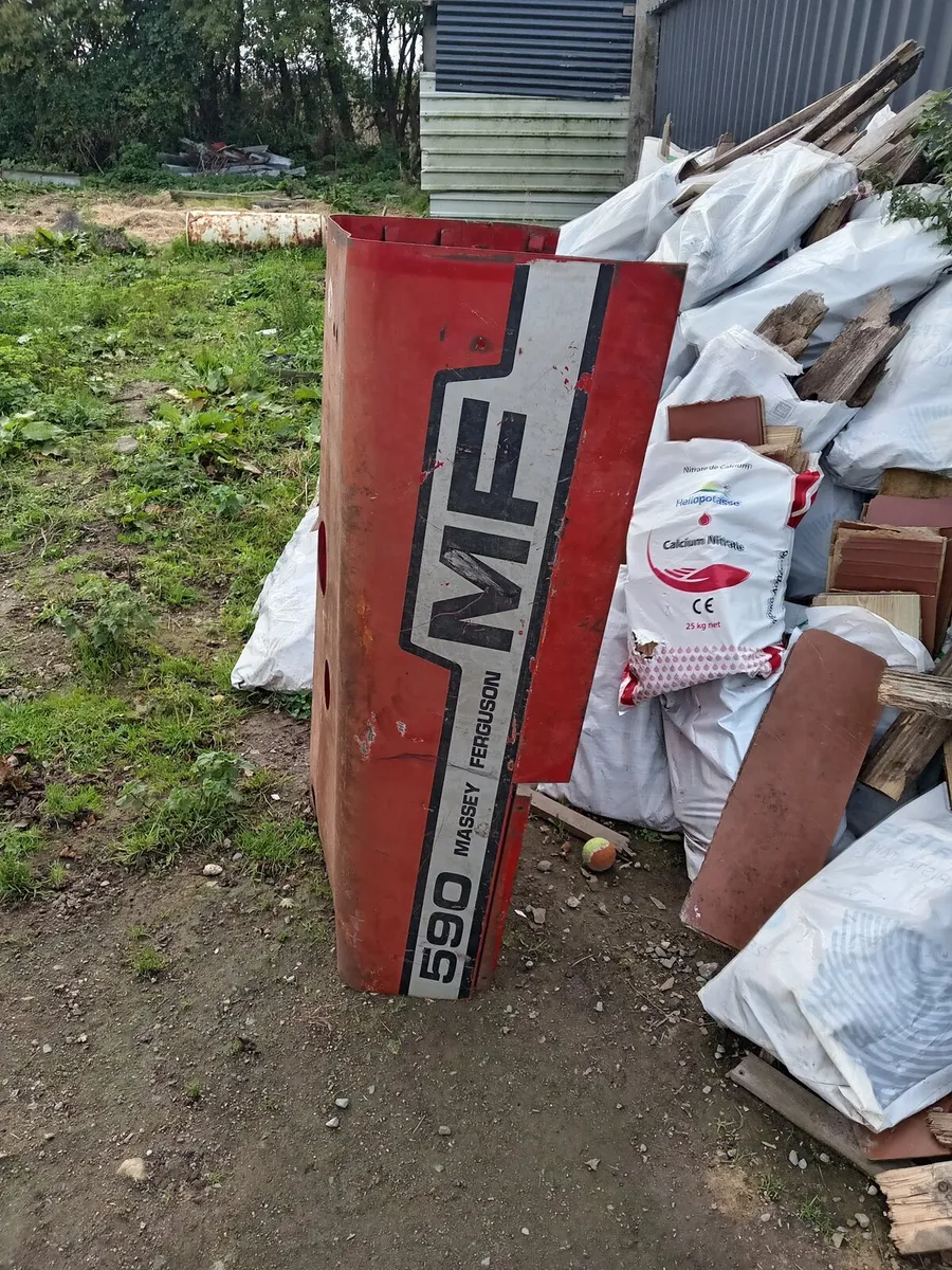Vintage Massey Ferguson n bonnet - Image 1
