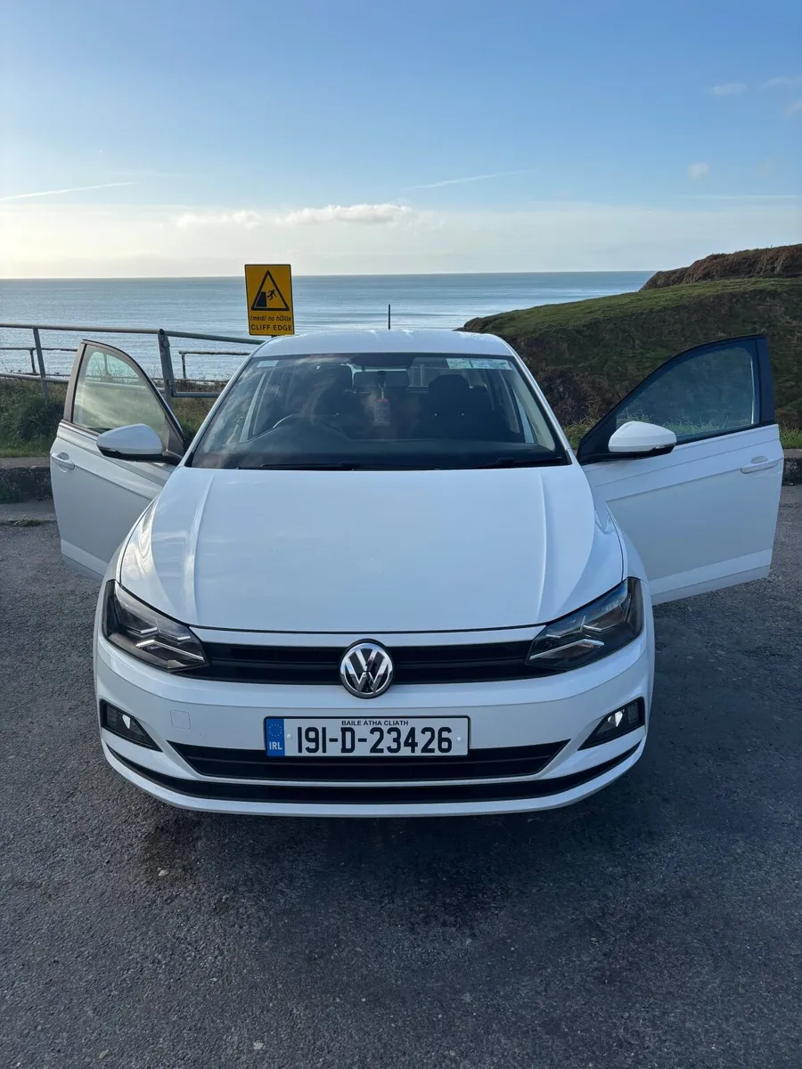 Volkswagen Polo 2019 1L - Image 1