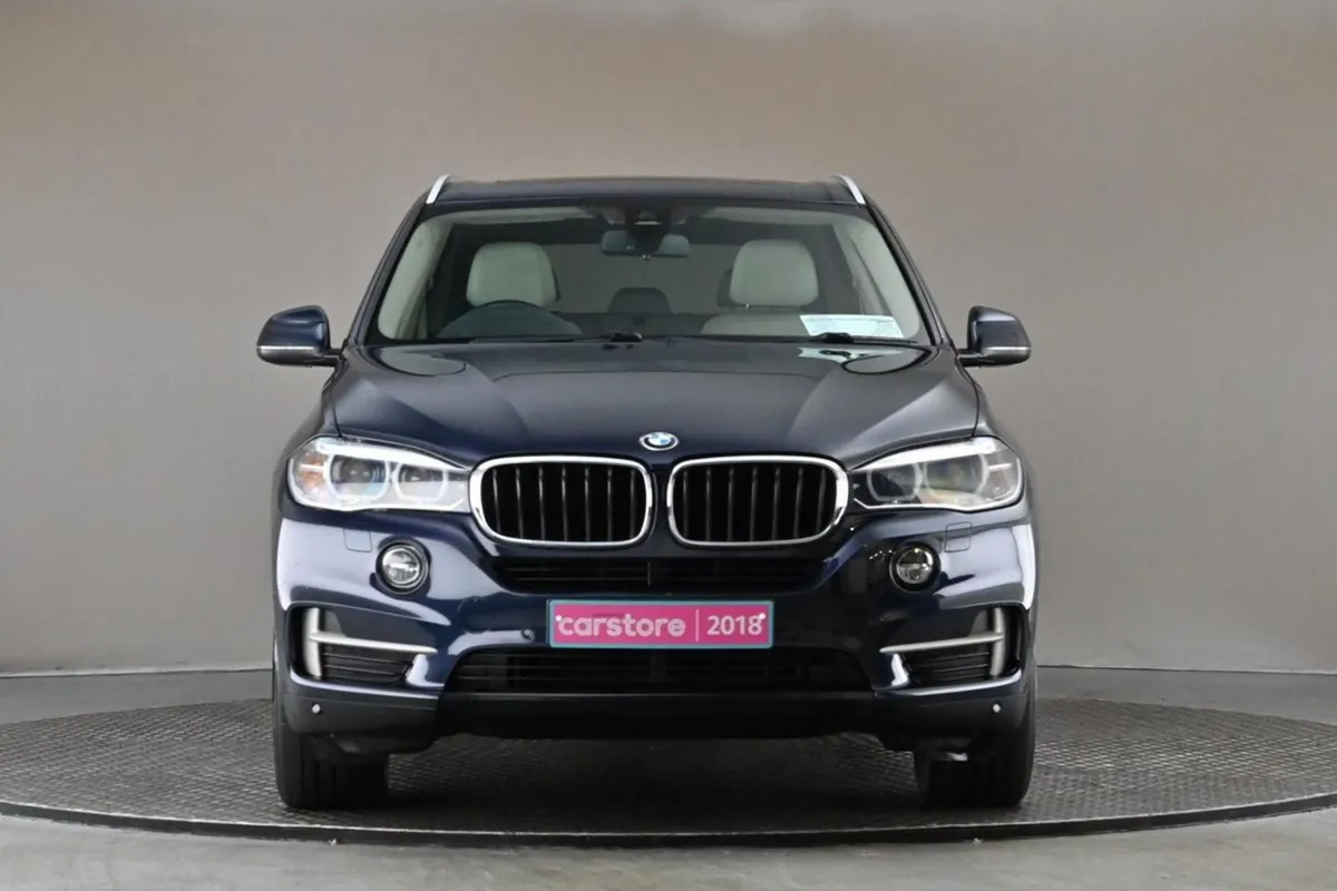 BMW X5 2.0 Sdrive SE 7seats  beige Leather el.pan - Image 2