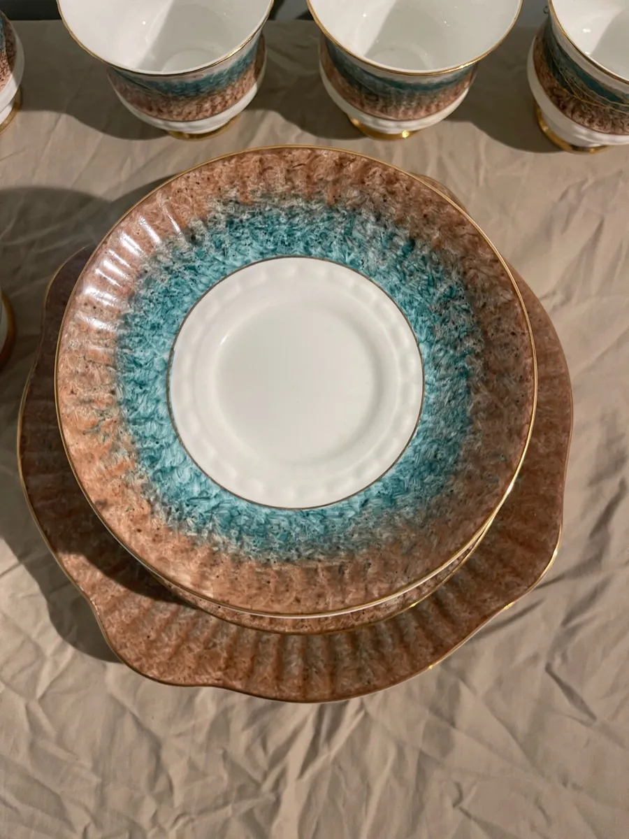 Antique Irish fine bone china - Image 4