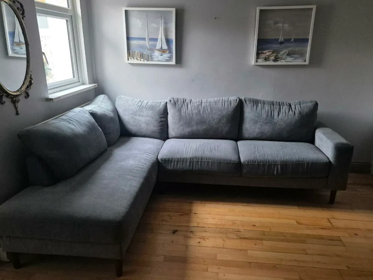 Corner sofa - Image 1