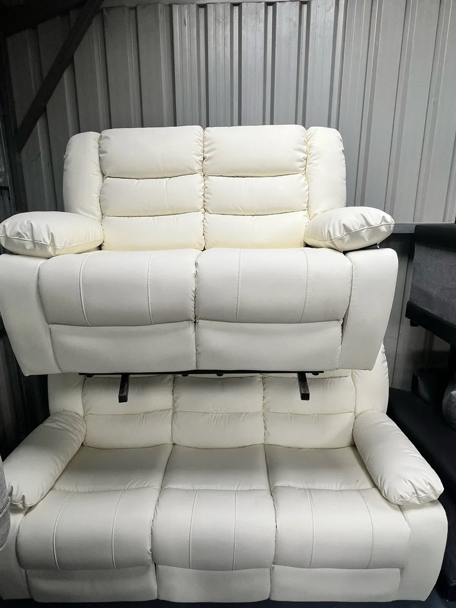 Sofa FREE DELIVERY NATIONWIDE - Image 1
