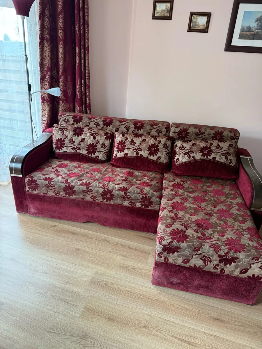 Couch with storage - Image 1
