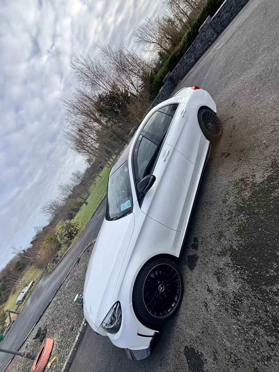 Mercedes c200 - Image 2