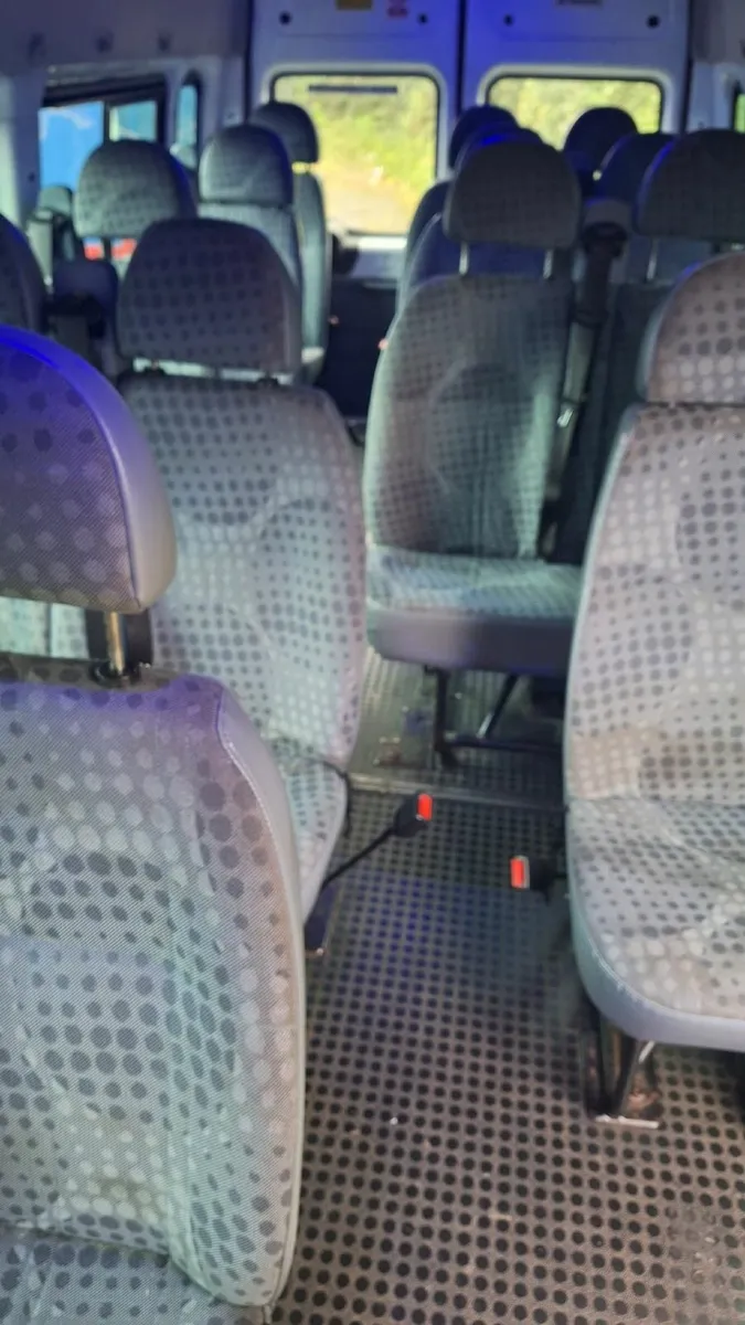 Ford Transit 2010 - Image 2