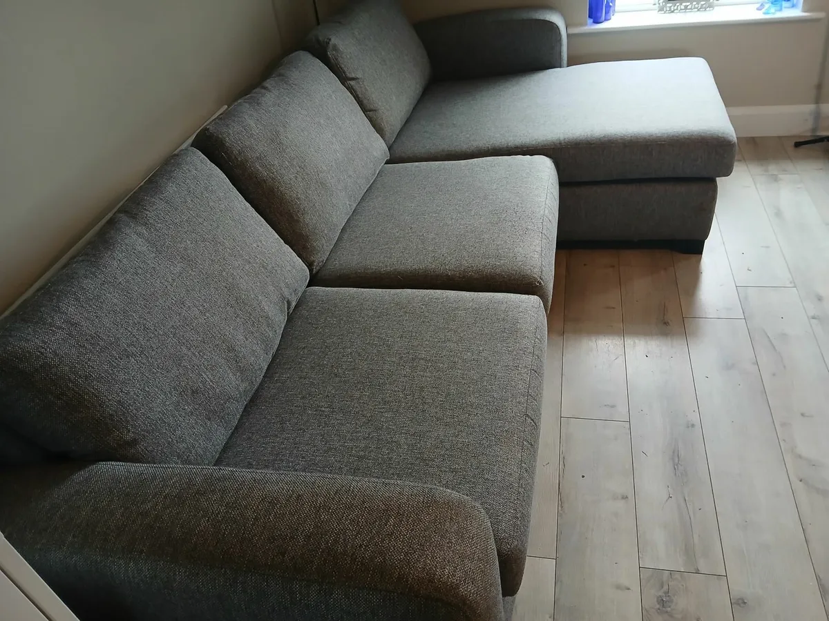Couch - Image 3
