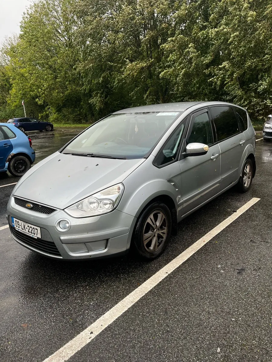 Ford S max - Image 2