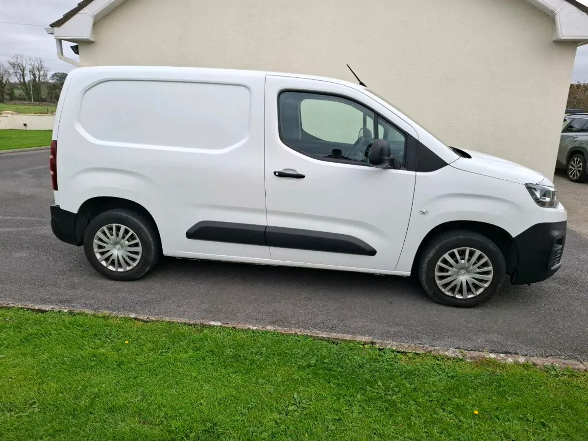 212 berlingo - Image 2